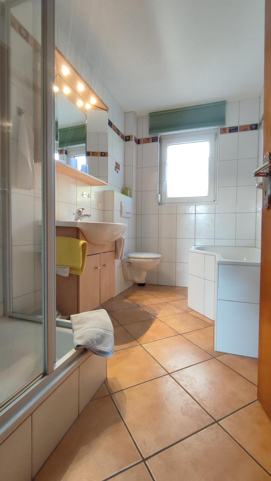 Ferienwohnung Familie Haas ゲスヴァインシュタイン エクステリア 写真
